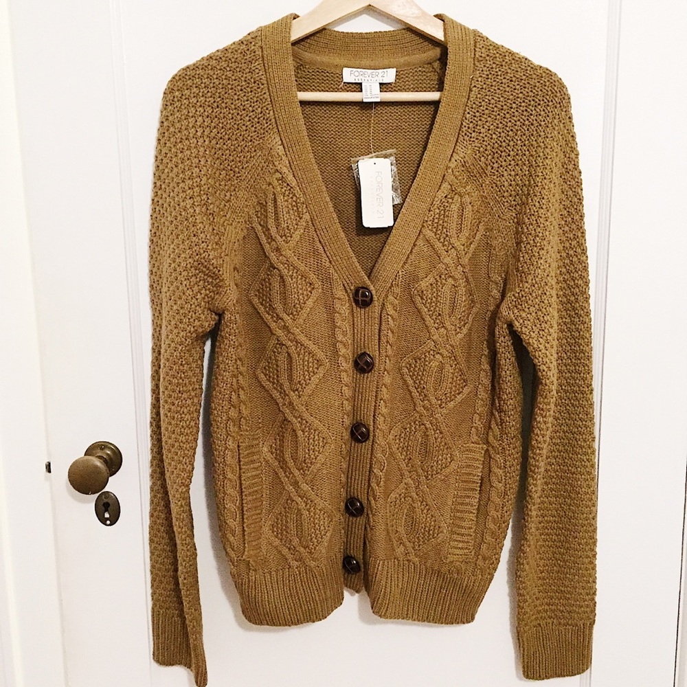 Cable Knit Cardigan. NWT